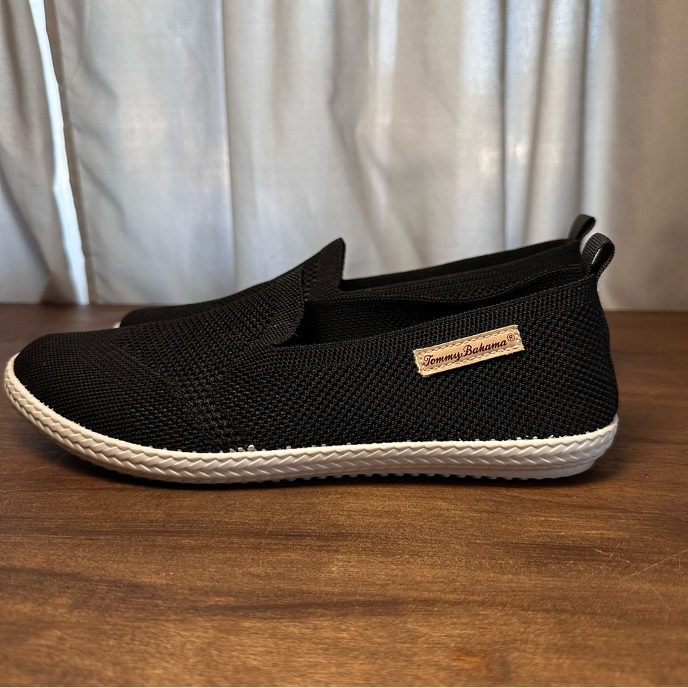 Tommy Bahama Women's Black Knit Slip On Memory Foam Boat Shoe Sneaker size 9